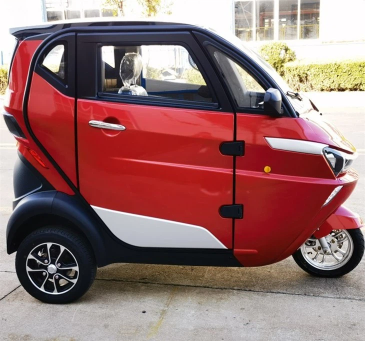 Low Price Chinese Low Speed Electric Passenger Car With EEC COC Certificate
