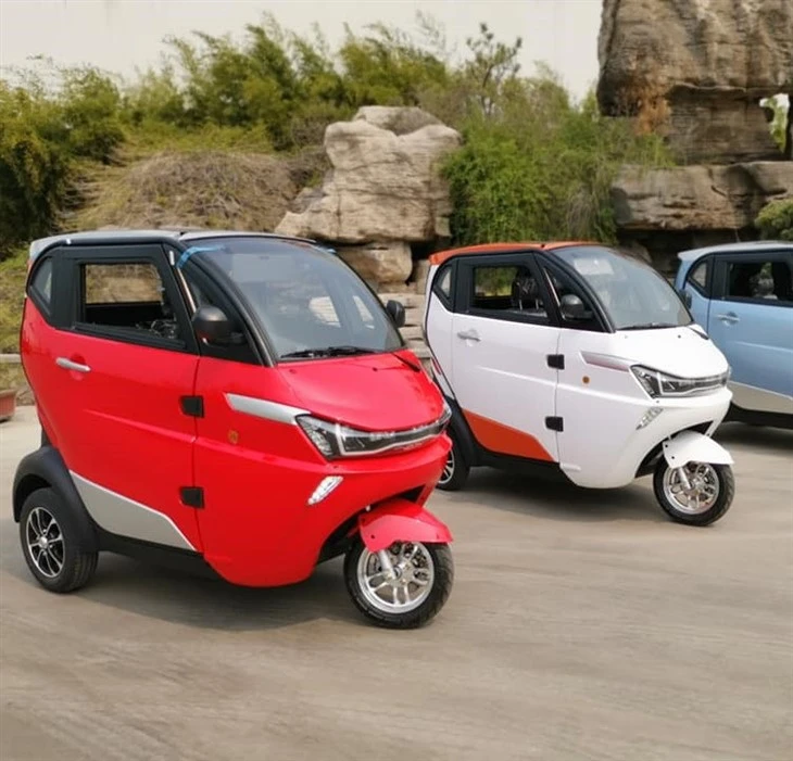 Elektrická trojkolka Runhorse J1 Mini Van
