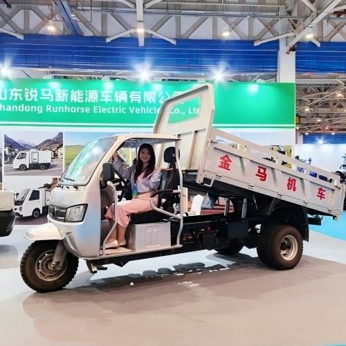 Factory Direct Supply 2-3 Ton Heavy Load Gasoline Cargo Tricycle Heavy Duty Three Wheel Freight Truck For Farm Construction Rural Logistics Africa Southeast Asia Market high quality Factory Direct Supply 2-3 Ton Heavy Load Gasoline Cargo Tricycle Heavy Duty Three Wheel Freight Truck For Farm Construction Rural Logistics Africa Southeast Asia Market high quality